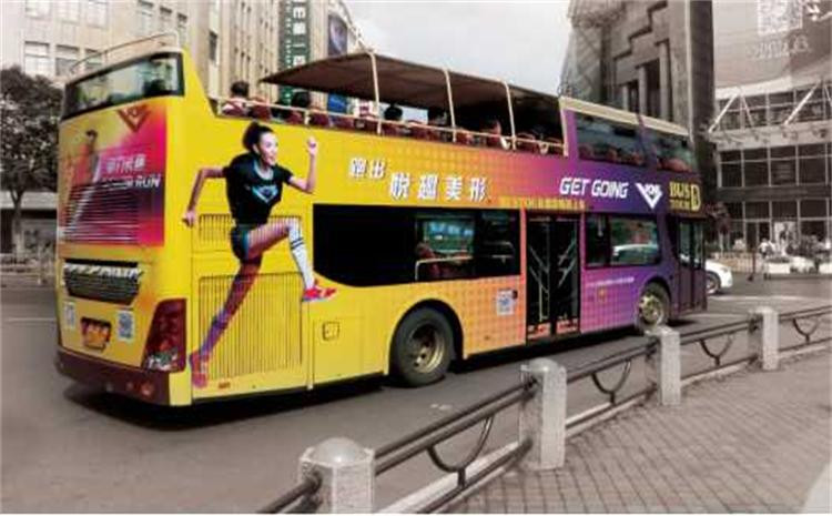 上海812路公交车身广告